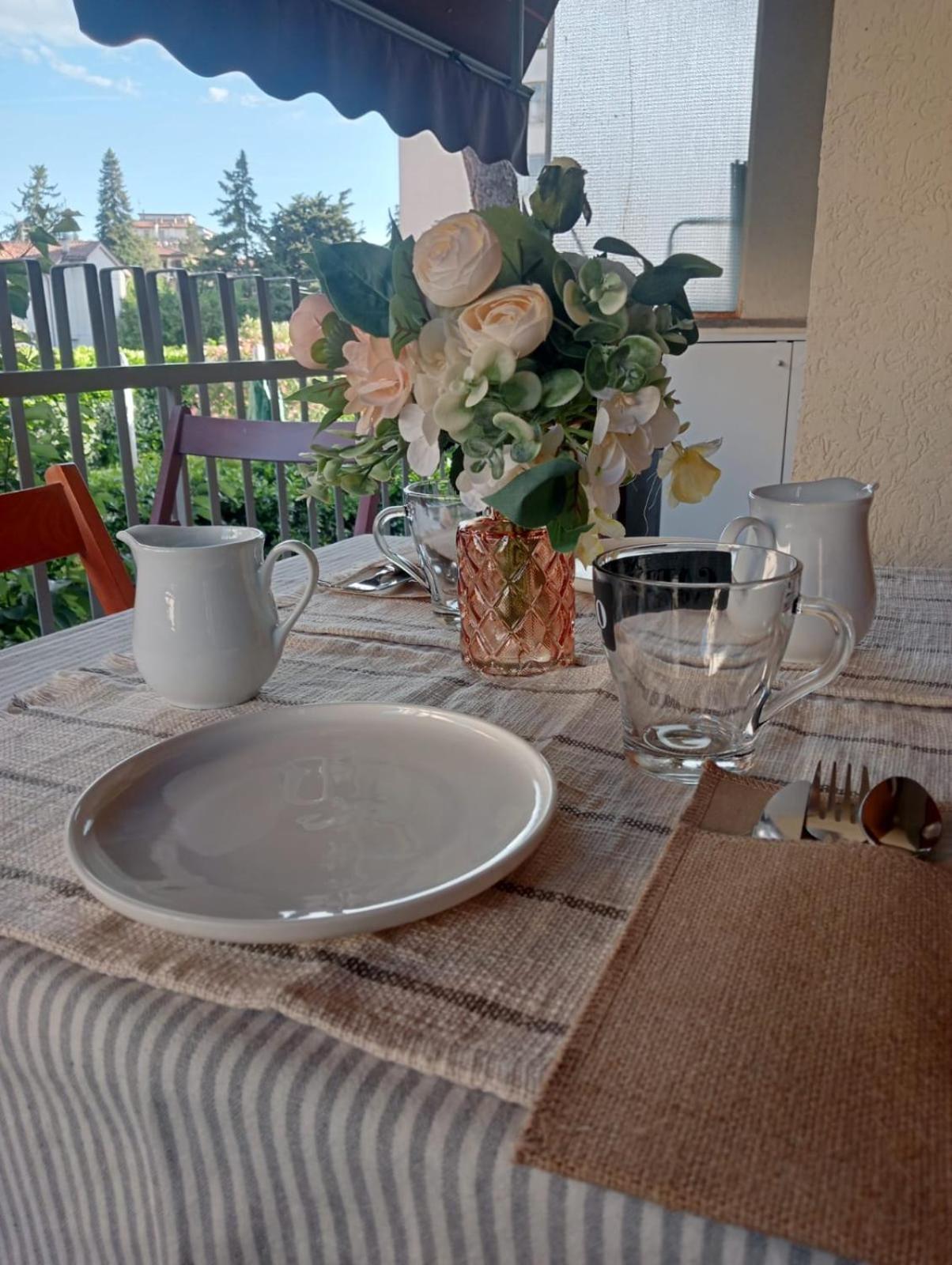 Bed And Breakfast Nikari Foligno Exterior foto